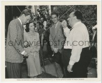 2p1981 SHADOW OF A DOUBT candid 8.25x10 still 1943 Hitchcock, Teresa Wright, Cotten & Carey on set!