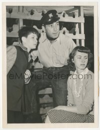 2p2001 TO HAVE & HAVE NOT 6.25x8 news photo 1944 John Barrymore's kids visit Humphrey Bogart!