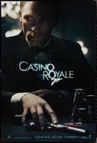2r0880 CASINO ROYALE int'l teaser DS 1sh 2006 Craig as Bond at poker table with gun!