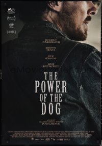 2r0173 POWER OF THE DOG Swiss 2021 image of western cowboy Benedict Cumberbatch with back turned!