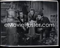2s0379 GREAT ESCAPE 8x10 studio negative 1963 Steve McQueen & James Garner making moonshine!