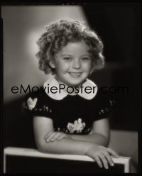 2s0343 SHIRLEY TEMPLE camera original 8x10 negative 1930s great smiling portrait with arms crossed!