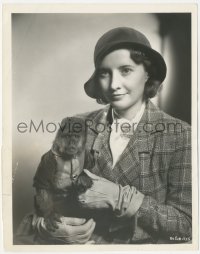 2t1864 BARBARA STANWYCK 8x10 still 1933 great portrait with monkey filming Ladies They Talk About!