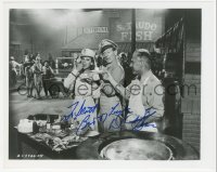 2t1659 DINAH SHORE signed 8x10 REPRO photo 1980s the singer eating with Danny Kaye from Up In Arms!