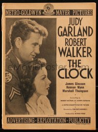2t0308 CLOCK pressbook 1945 Judy Garland & Robert Walker, Vincente Minnelli classic, ultra rare!