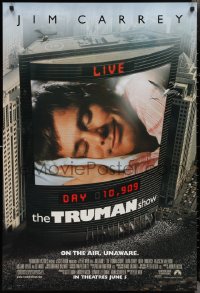 2w1169 TRUMAN SHOW advance DS 1sh 1998 cool image of Jim Carrey on large screen, Peter Weir!
