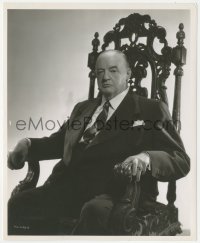 2y1910 SYDNEY GREENSTREET 8.25x10 still 1940s great seated portrait of the actor on ornate chair!