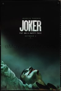 2z1018 JOKER teaser DS 1sh 2019 close-up image of clown Joaquin Phoenix, put on a happy face!