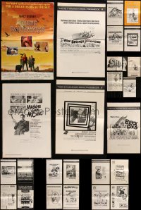 3a0175 LOT OF 25 UNCUT PRESSBOOKS 1960s-1970s cool advertising for a variety of different movies!