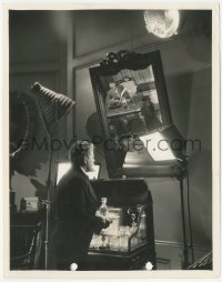 3b0850 BLACK ROOM candid 8x10.25 still 1935 Thurston Hall by Boris Karloff in mirror by Ray Jones!