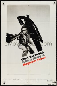 3b0319 MAGNUM FORCE 1sh 1973 best image of Clint Eastwood is Dirty Harry pointing his huge gun!