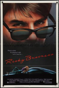 3b0347 RISKY BUSINESS 1sh 1983 classic c/u art of Tom Cruise in cool shades by Drew Struzan!
