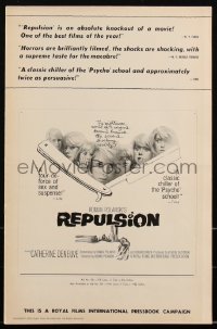 3d0074 REPULSION pressbook 1965 Roman Polanski, Catherine Deneuve, cool straight razor image!