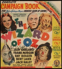 3d0061 WIZARD OF OZ pressbook cover 1939 wonderful art of Judy Garland, Ray Bolger & Bert Lahr!