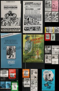 3h0353 LOT OF 29 UNCUT PRESSBOOKS 1960s great advertising for a variety of different movies!
