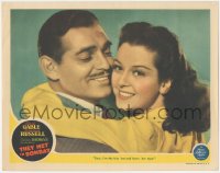 3p1333 THEY MET IN BOMBAY LC 1941 Rosalind Russell & Clark Gable, the kiss 'em & leave 'em type!