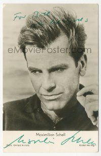 3x0120 MAXIMILIAN SCHELL signed German postcard 1964 c/u of the Austrian actor when he made Topkapi!