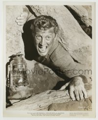 3y1270 ACE IN THE HOLE 8x10 still 1951 Billy Wilder classic, c/u of Kirk Douglas trapped in tunnel!