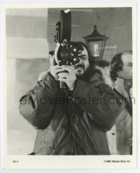 3y1497 SHINING candid 8x10 still 1980 c/u of director Stanley Kubrick on set running the camera!