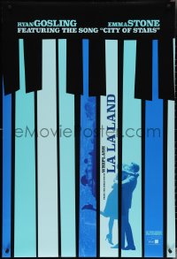 3z0903 LA LA LAND teaser DS 1sh 2016 Ryan Gosling, Emma Stone in piano keys, City of Stars!