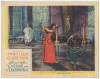 4b0516 CAESAR & CLEOPATRA LC 1946 Claude Rains watches delighted Vivien Leigh beating slave!