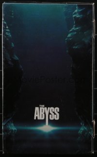 4b0260 ABYSS presskit w/ 13 stills 1989 directed by James Cameron, Ed Harris, lots of cool content!