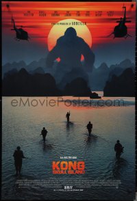 4c0915 KONG: SKULL ISLAND int'l advance DS 1sh 2017 Jackson, Hiddleston, huge ape and soldiers!