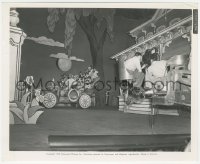4f1554 STAR MAKER candid 8x10 still 1939 crew films Bing Crosby & kids singing In My Merry Oldsmobile!