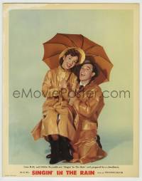4f0566 SINGIN' IN THE RAIN photolobby 1952 classic posed portrait of Gene Kelly & Debbie Reynolds!