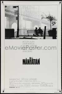 4g0956 MANHATTAN style B 1sh 1979 classic image of Woody Allen & Diane Keaton by bridge!