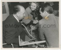 4j1591 NOTORIOUS candid 8.25x10 still 1946 Alfred Hitchcock, Ingrid Bergman & Cary Grant by Longet!