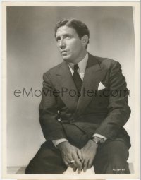 4j0594 SPENCER TRACY deluxe 10x13 still 1937 informally posed portrait with cigarette in hand!