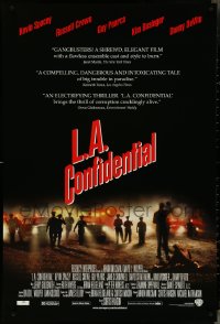4k0828 L.A. CONFIDENTIAL 1sh 1997 Basinger, Spacey, Crowe, Pearce, police arrive in film's climax!