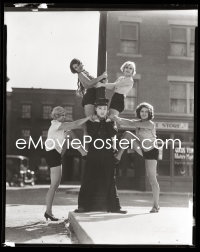 4m0504 HARRY LANGDON studio 8x10 negative 1920s posed portrait with four sexy ladies on the street!