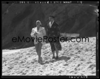 4m0462 POSTMAN ALWAYS RINGS TWICE camera original 4x5 negative 1946 Turner & Garfield robed on beach!