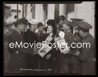 4m0480 RITA HAYWORTH camera original 4x5 negative 1940s signing autographs for soldiers on leave!