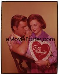 4m0187 NATALIE WOOD/ROBERT WAGNER 8x10 transparency 1960s the Hollywood couple on Valentine's day!