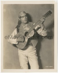 4p1196 BLOOD & SAND 8x10.25 still 1922 portrait of Rudolph Valentino as Gallardo playing guitar!