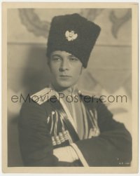 4p1237 EAGLE deluxe 8x10 still 1925 great posed portrait of Ruldolph Valentino as Russian Cossack!
