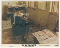 4p1394 TAXI DRIVER 8x10 mini LC #6 1976 c/u of Robert De Niro pointing gun at TV, Martin Scorsese!