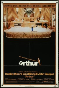 4p0639 ARTHUR style B 1sh 1981 image of drunken Dudley Moore in huge bath tub w/martini!