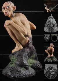 4s0902 LOT OF 2 LORD OF THE RINGS SIDESHOW WETA COLLECTIBLE STATUES 2000s Gollum, Minas Tirith