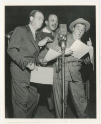 5b1733 ABBOTT & COSTELLO/MEL BLANC 8x10 radio publicity still 1946 performing Who's On First bit!