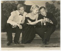 5b1755 BLACK ANGEL candid 7.75x9.25 still 1946 June Vincent enjoys Peter Lorre & Dan Duryea's company!