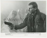 5b1756 BLADE RUNNER 7.5x9.25 still 1982 Harrison Ford as Deckard w/ gun with Darryl Hannah behind!