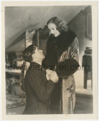 5b1785 DIVINE WOMAN 8.25x10 still 1928 c/u of Lars Hanson on his knees pleading with Greta Garbo!