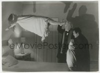 5f1240 EXORCIST 6.75x9.25 still 1974 classic scene of Von Sydow, Miller & levitating Linda Blair!