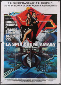 5f0035 SPY WHO LOVED ME Italian 2p 1977 Bob Peak art of Roger Moore as James Bond & Barbara Bach!
