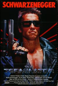 5f1111 TERMINATOR int'l 1sh 1984 close up of classic cyborg Arnold Schwarzenegger with gun!