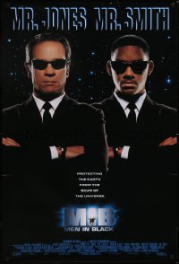 5g0901 MEN IN BLACK int'l DS 1sh 1997 Will Smith & Tommy Lee Jones close-up!